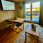 Top-floor Riverside Penthouse-parking - 1 Min Sentralstation