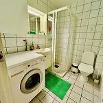 Top-floor Riverside Penthouse-parking - 1 Min Sentralstation Apartment