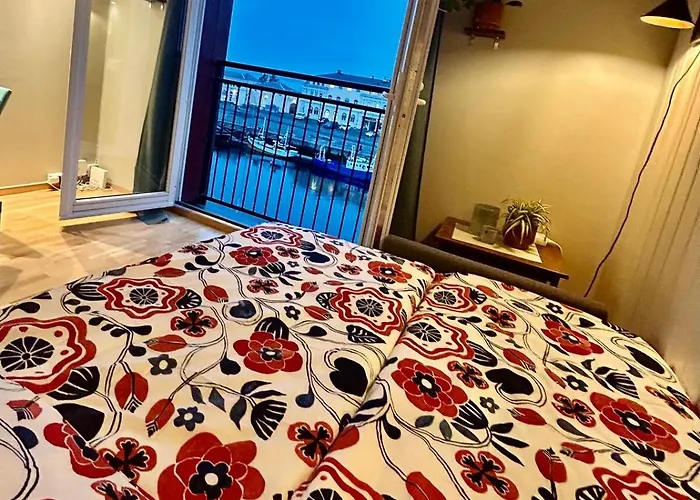 Appartement Top-Floor Riverside Penthouse-Parking - 1 Min Sentralstation Trondheim