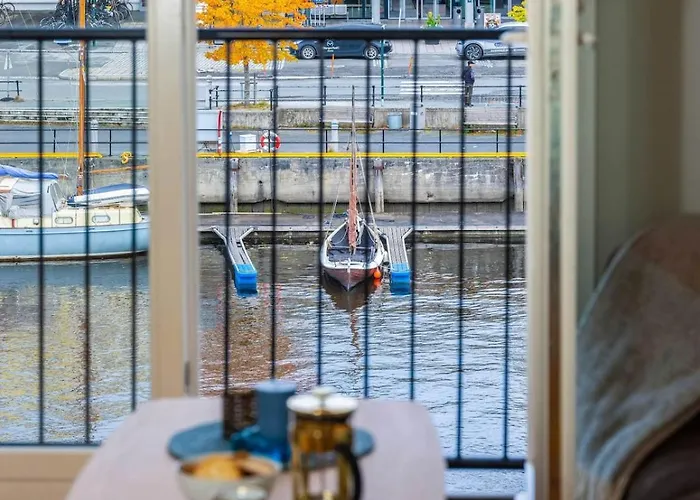 Appartement Top-Floor Riverside Penthouse-Parking - 1 Min Sentralstation